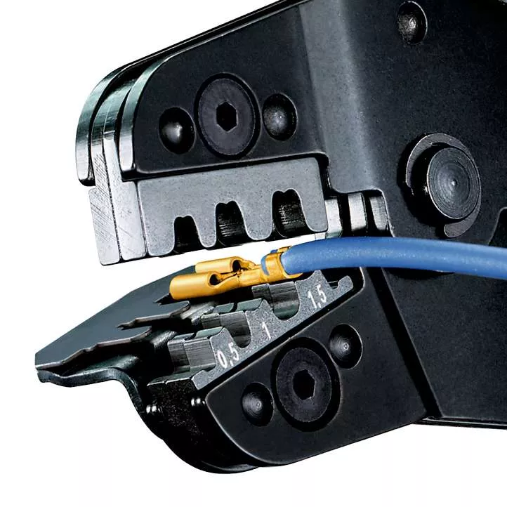 Crimpzange PEW 8 für unisolierte Flachsteckverbinder 0,25 - 1,5 mm², mit Kontaktaufnahme