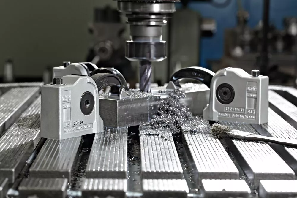 BAS-CB compact-Spanner, geschlossene Befestigungsbohrung