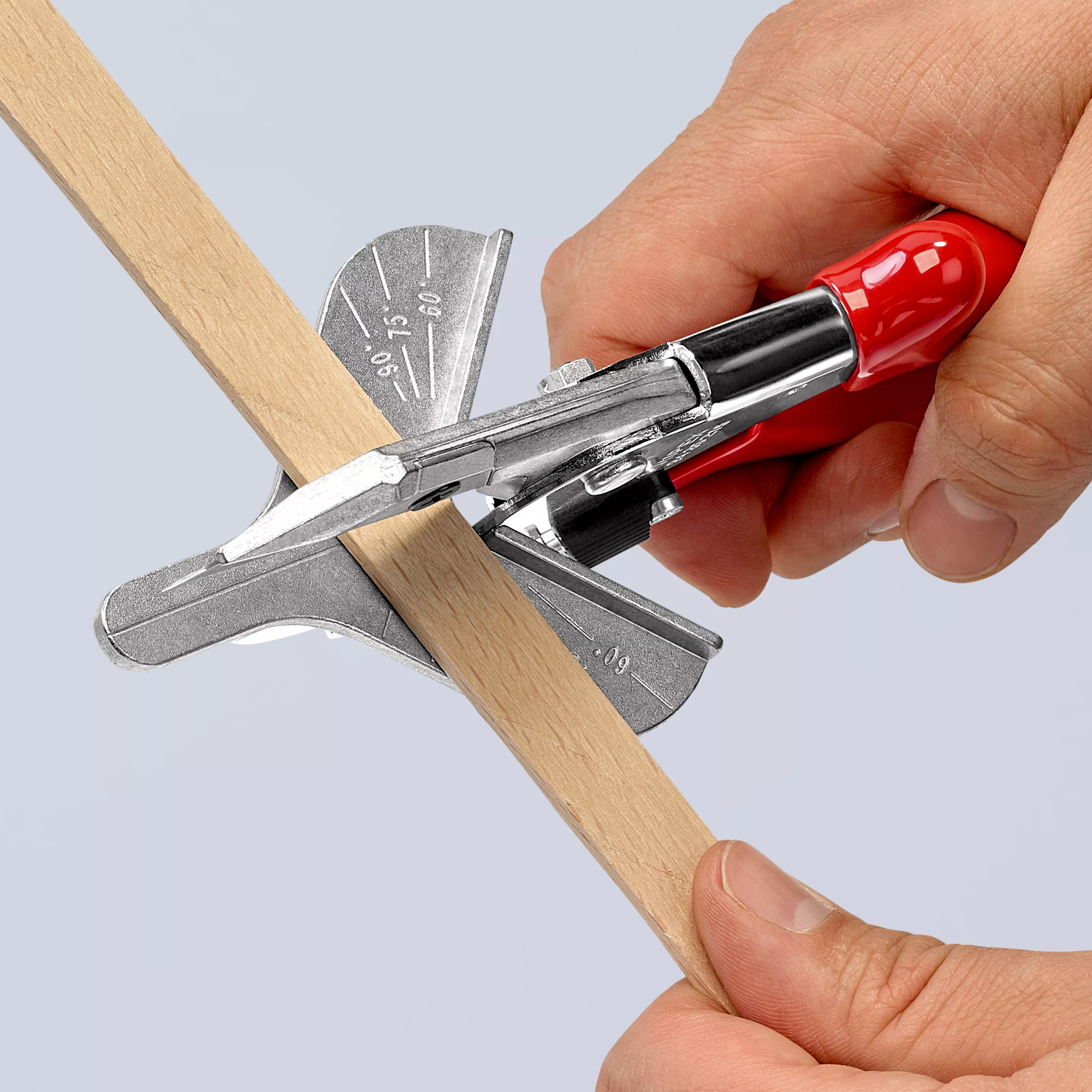 KNIPEX 94 35 215 Gehrungsschere für Kunststoff- und Gummiprofile mit Kunststoff-Hüllen verchromt 215 mm