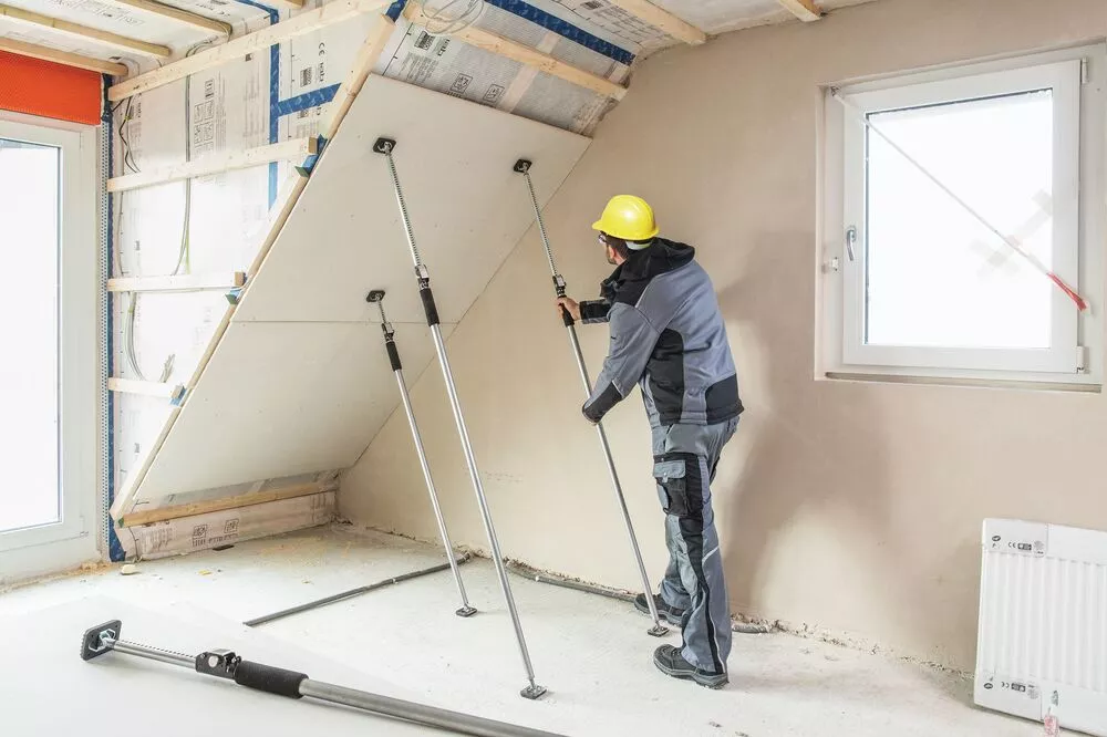 Detailaufnahme der Sicherungsmechanismen der Montagestütze ST für extra Stabilität.