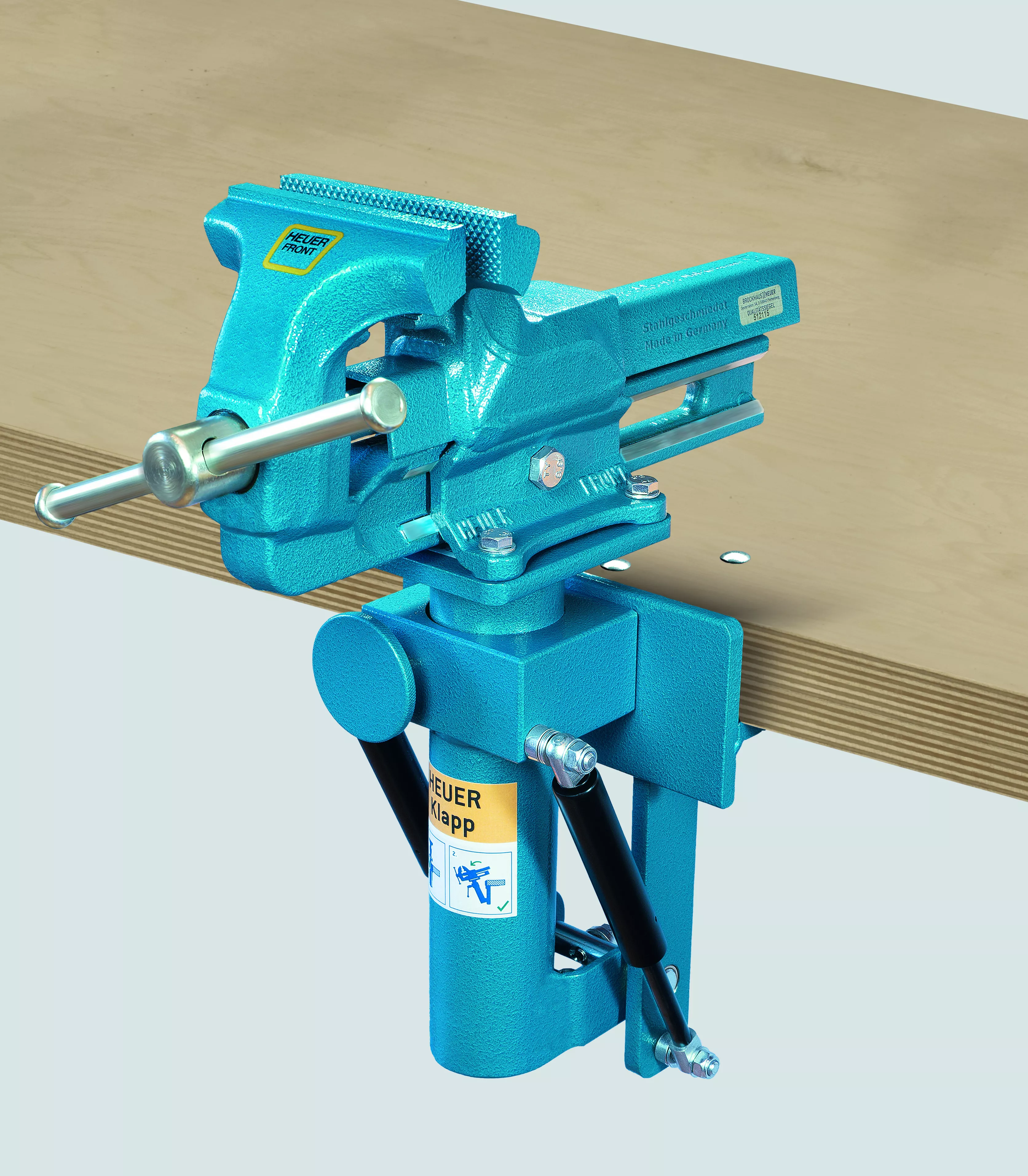 Detailansicht des HEUER Klapp Parallelschraubstocks 120, zeigt robuste Bauweise und Mechanik