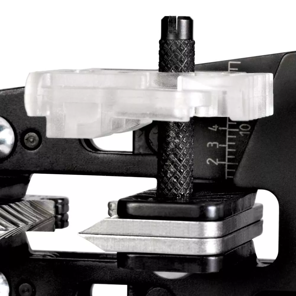 Abisolierzange für DIN-Litzenkabel 0,25 mm² / 0,75 mm² / 1,5 mm² / 2,5 mm² / 4,0 mm² / 6,0 mm²