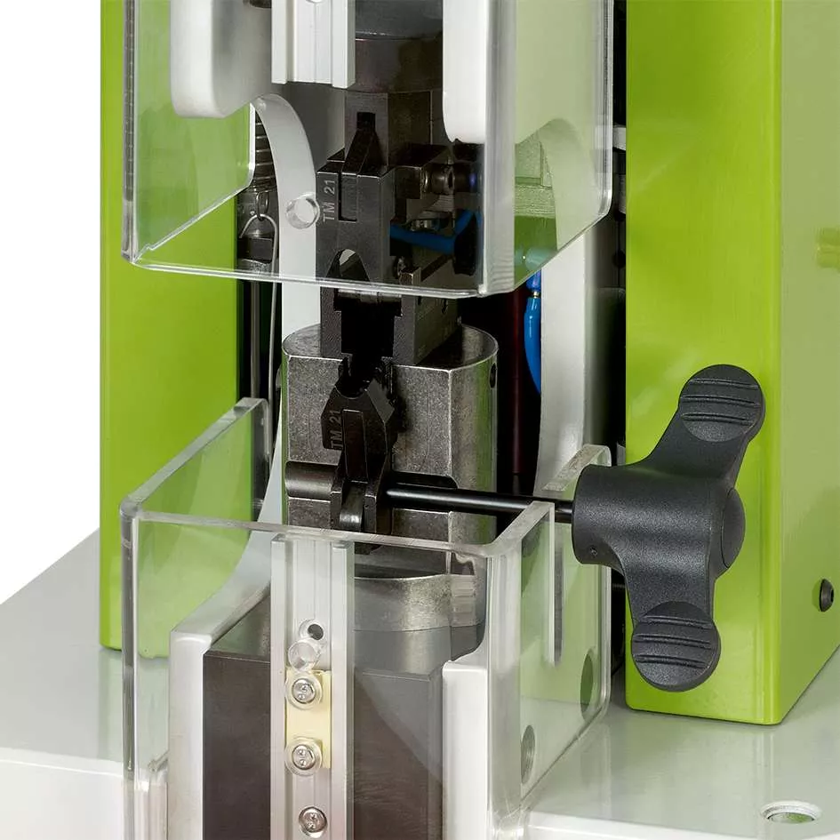 Crimpmaschine CM 25-2 mit Crimpeinsatz für geschirmte Steckverbinder TM11 – Hirose